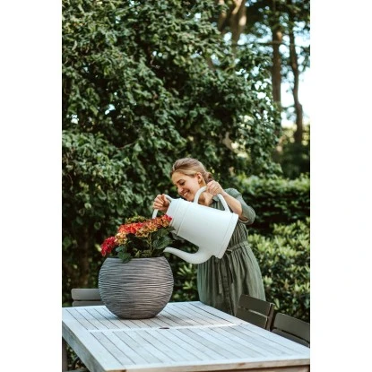 Capi Gießkanne Lungo 8 L Hellgrau – Bild 2